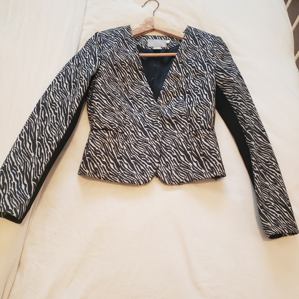 H&M Zebra striped suite jacket